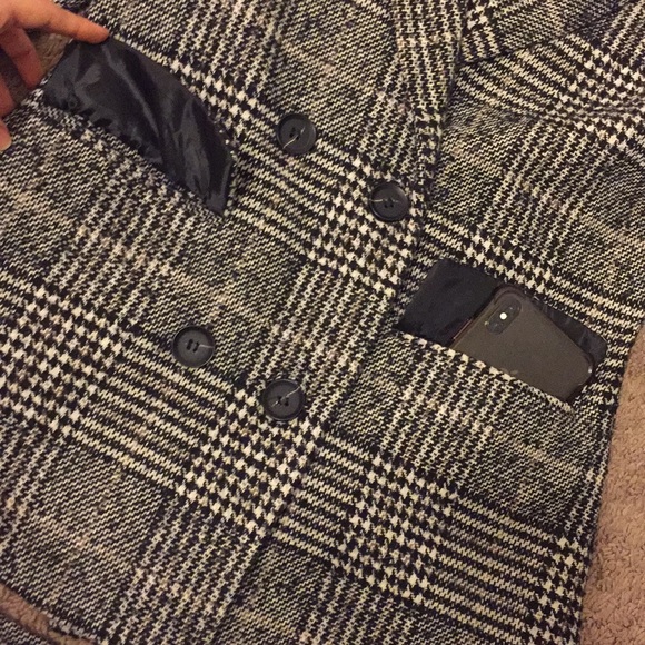 Two piece skirt suit - Picture 5 of 5